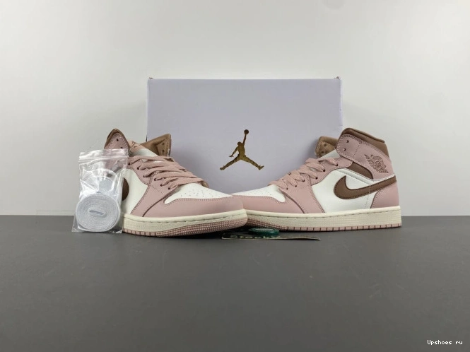 Jordan BQ6472-620 Air Mid  1 Feasts  0728